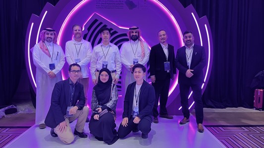 a2zdrones's tweet photo. Our team recently traveled to Riyadh, Saudi Arabia for the Resilience Expo 2024 to showcase how commercial #dronedelivery can help minimize #supplychain disruptions and speed #disasterresponse. https://t.co/LERZwkjTld