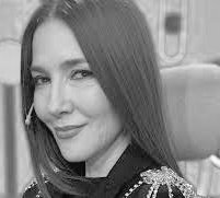 ADIVINEN QUIEN VA REEMPLAZAR A LONGOBARDI EN RADIO RIVADAVIA?
A pedido de Karina Milei y con el contrato más caro de la radio Argentina, además Cristina Perez empieza también a ganar espacio en LN+, quien lo paga?