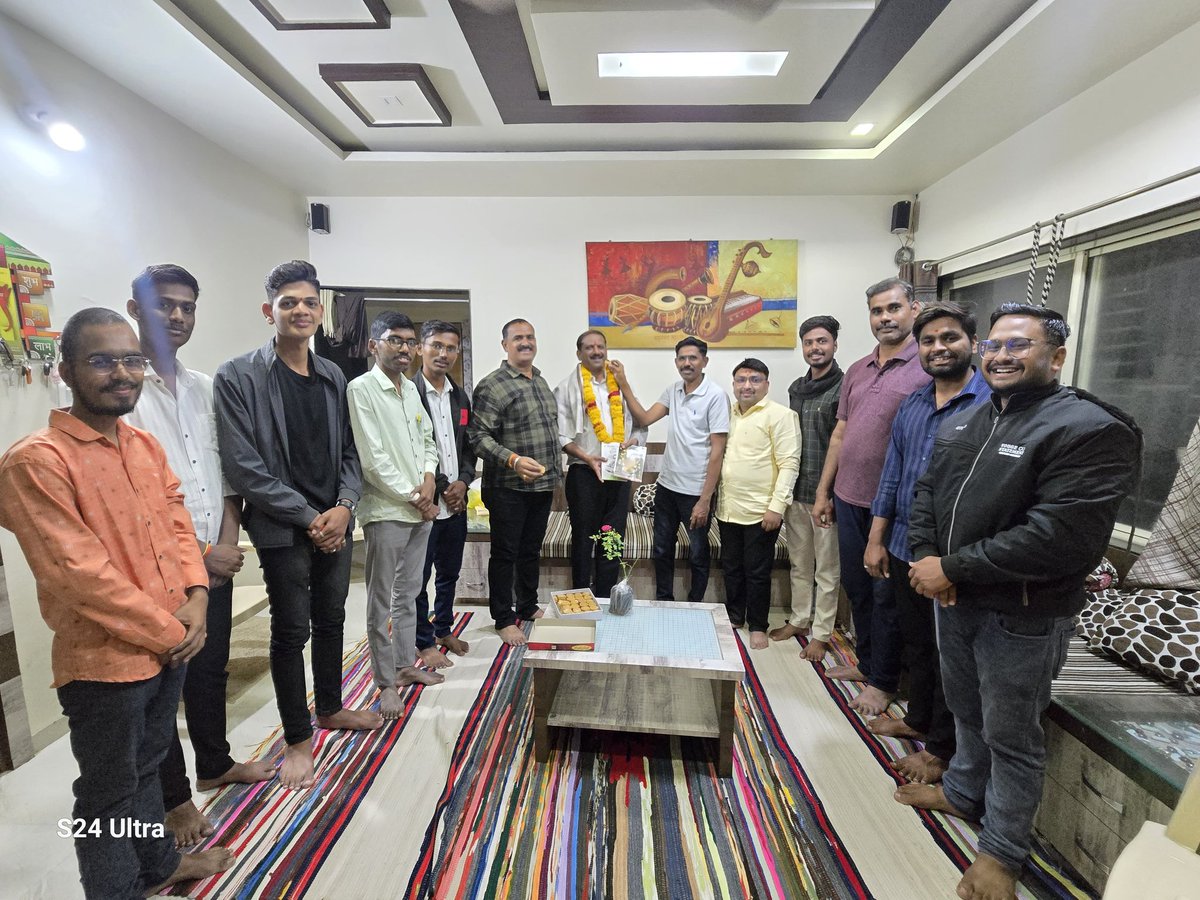 AbvpBeed's tweet photo. अखिल भारतीय विद्यार्थी परिषद देवगिरी प्रदेश अध्यक्ष म्हणून प्रा.डॉ.सचिन कंदले यांची वर्ष २०२४-२५साठी पुनर्निर्वाचन झाल्याबद्दल अभिनंदन व शुभेच्छा देण्यात आल्या,यावेळी बीड जिल्हाप्रमुख प्रा.डॉ.अरुण दैतकार पाटील,बीड शहरअध्यक्ष प्रा.डॉ. जगन्नाथ चव्हाण, https://t.co/W9wkE12Tl5