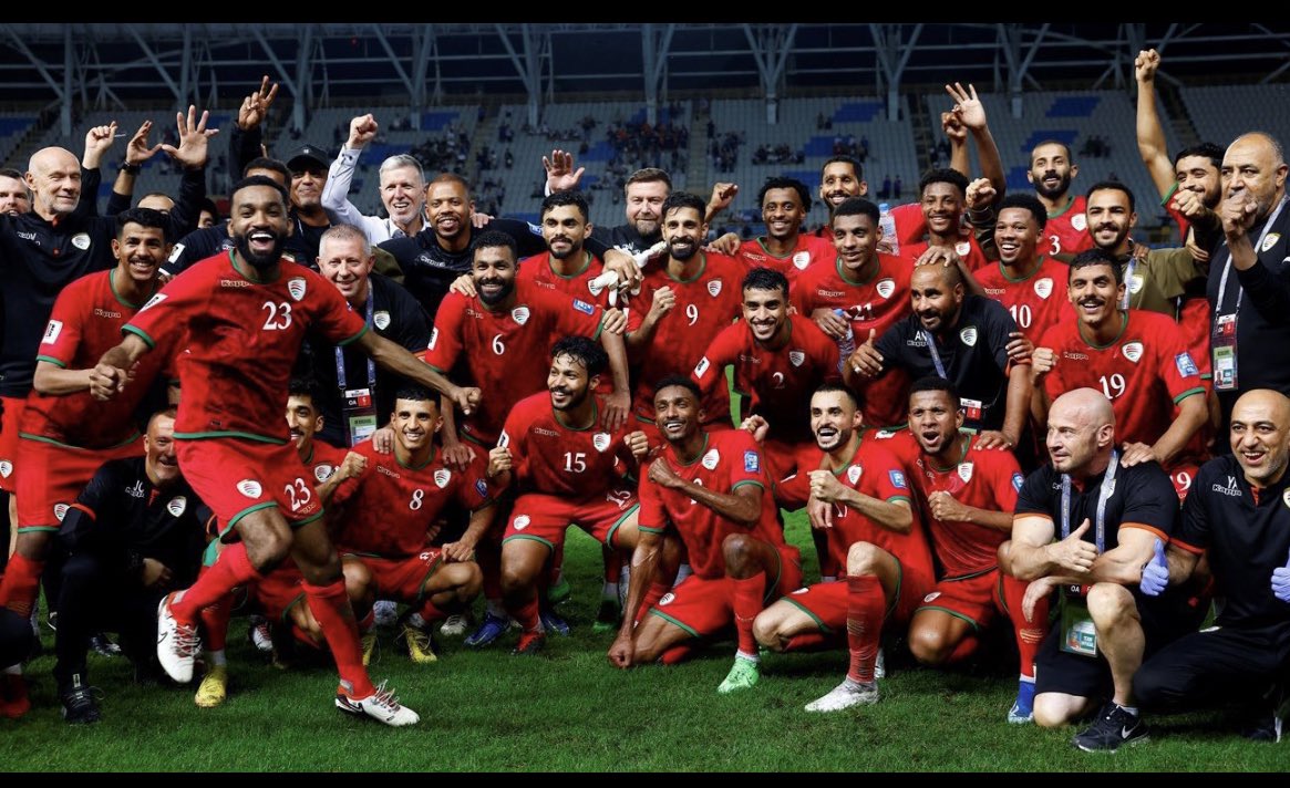 الف مبروك للاعبين والجهاز الفني والاداري والجماهير العمانية الوفية .

هاردلك منتخب الامارات الشقيق ،،،

شوط اول اماراتي

شوط ثاني عماني

رسالة لكل من كان يطالب (بالتجنيس) السلطنة تملك المواهب والكفائات، فقط نحتاج عمل وتأهيل اكبر ،
مبارات قطر ومن ثما الامارات دليل على امكانيات