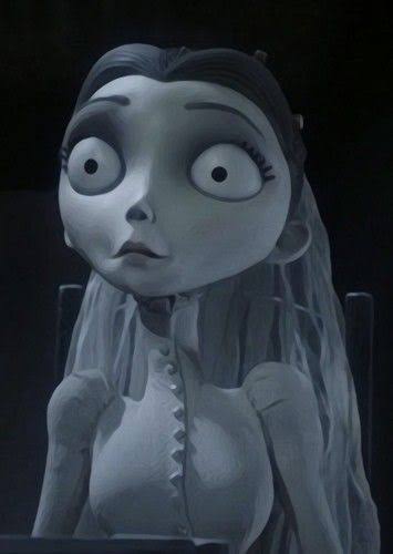 Eu acredito que no multiverso do tim burton, a Granola era a Victoria da noiva cadáver