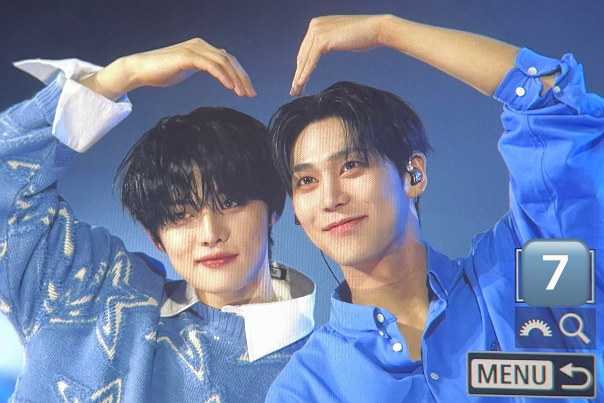 If the world was ending, I’d wanna be next to you.