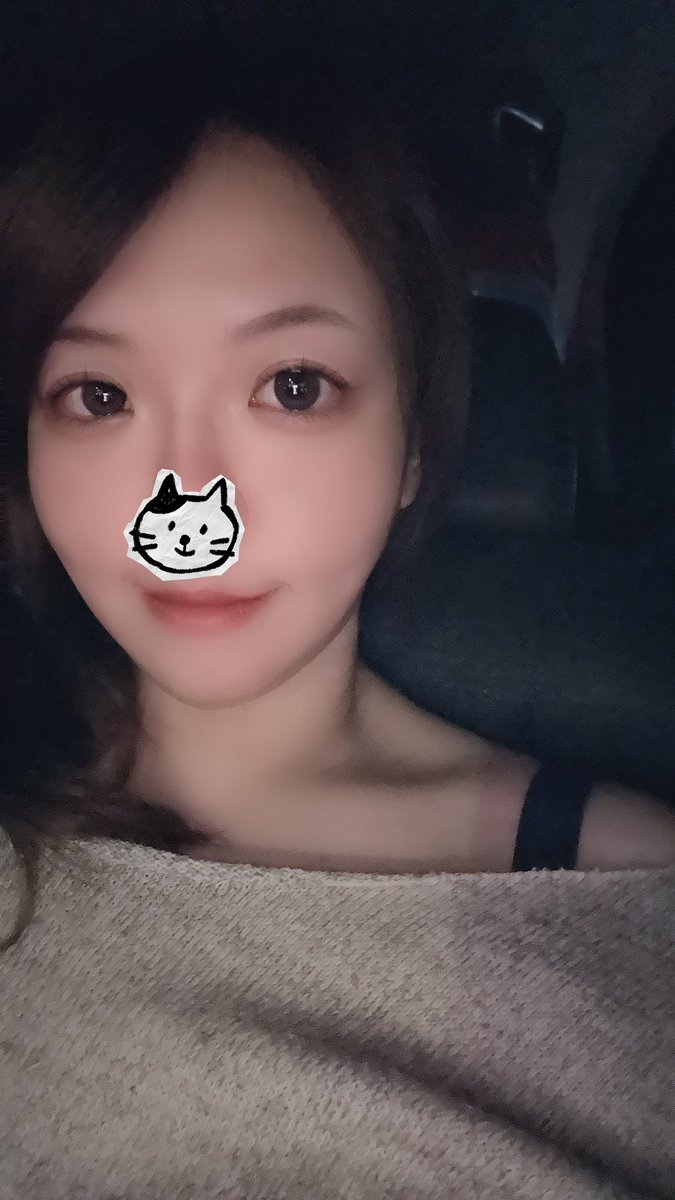 Candy515200's tweet photo. 好久不見了，上來呼吸一下
一路向北飄🥰🥰🥰 https://t.co/g5oidp70RR