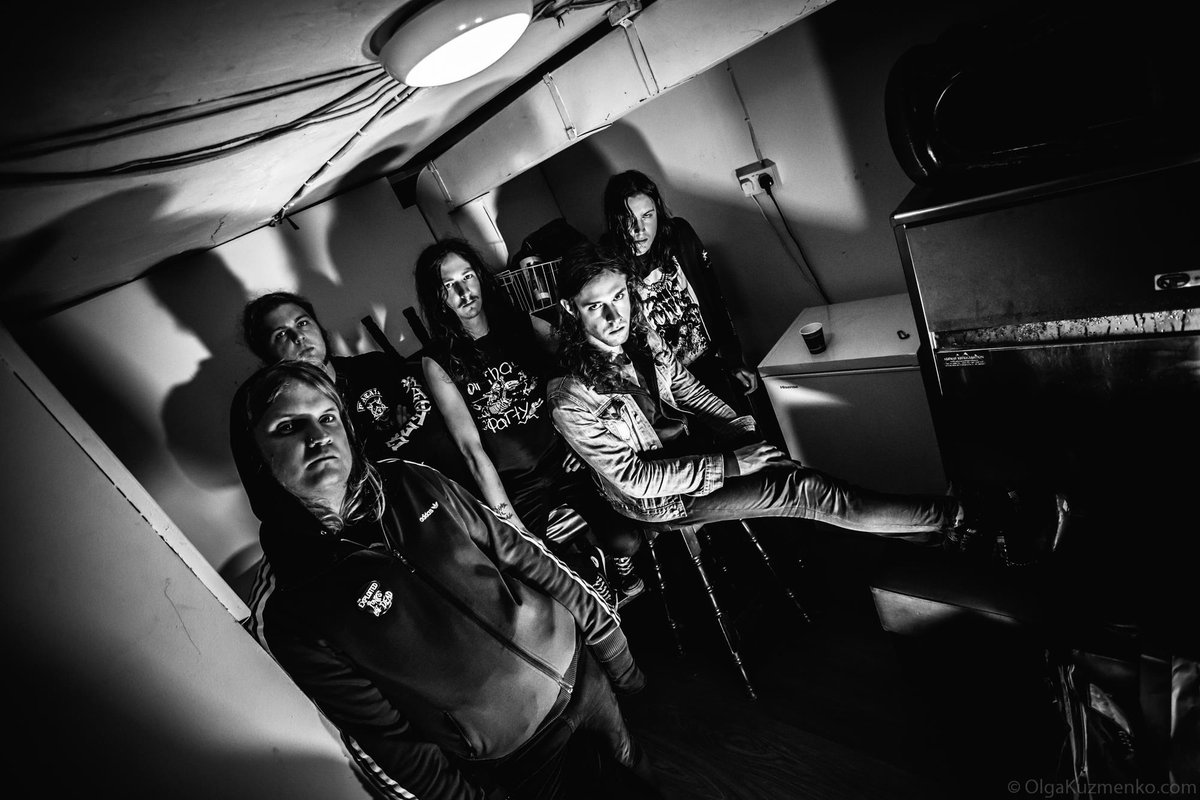 NRTHDMRRRS's tweet photo. From the Vault:
In Solitude backstage in Dublin
October 2014, during their tour with Beastmilk
Photography by Olga Kuzmenko
#InSolitude #HeavyMetal #SvartRock #DarkRock https://t.co/GaTwjn3Xmm