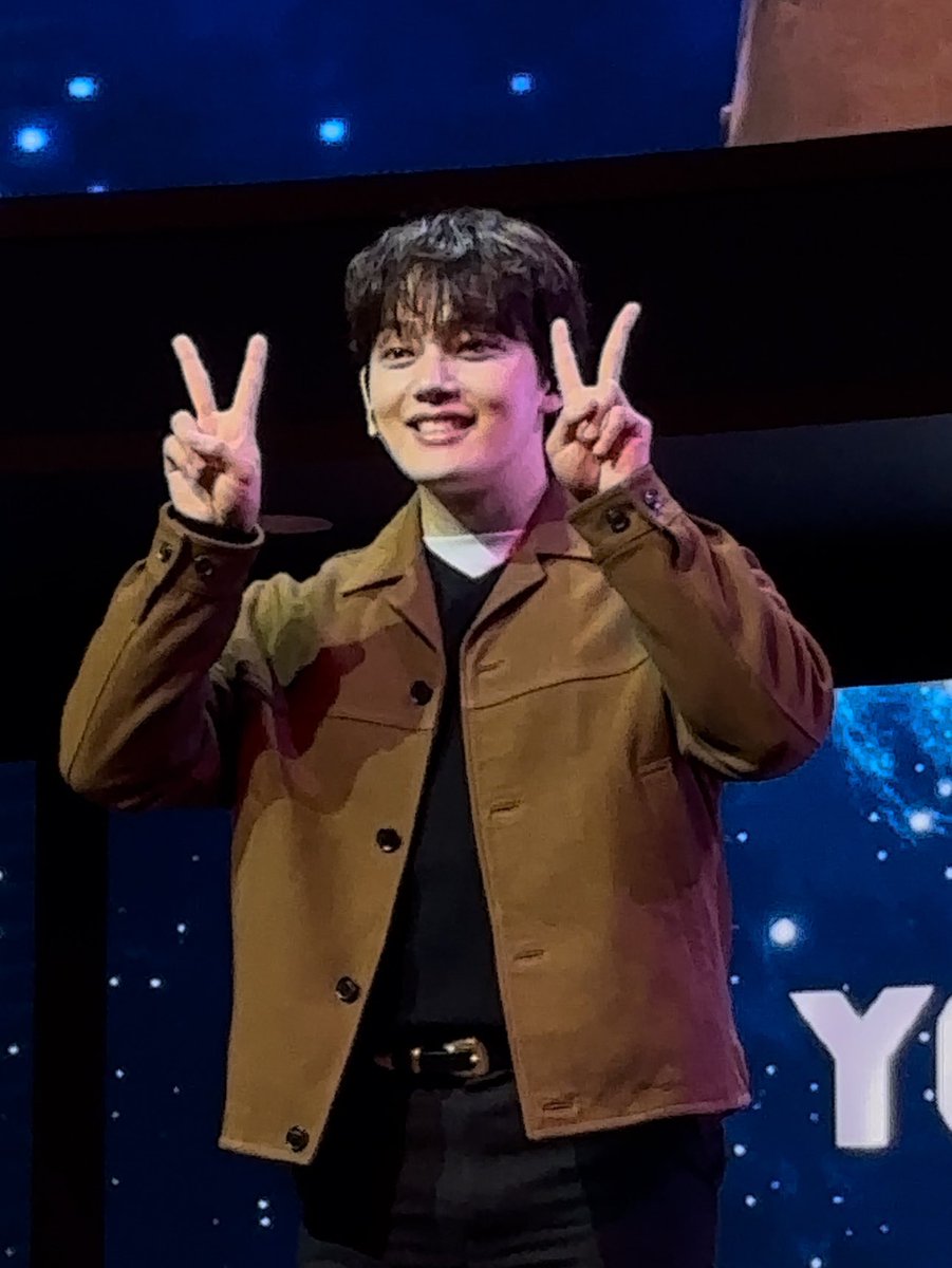 B2ngD2uk's tweet photo. 241227 서울팬미팅

여진구사랑해💝 https://t.co/pJn6JhyVe2