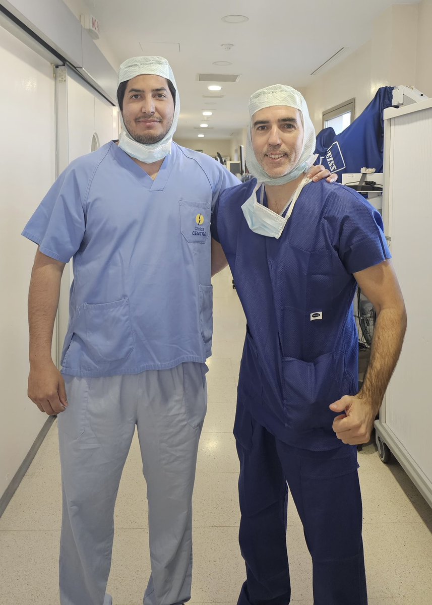 Hoy se despide el Dr. Alejandro Lozano, Guadalajara  (México) 🇲🇽

Enhorabuena por la rotación y gracias por su dedicación en la Unidad de Pie y Tobillo <a href="/ClinicaCEMTRO/">ClinicaCEMTRO</a>