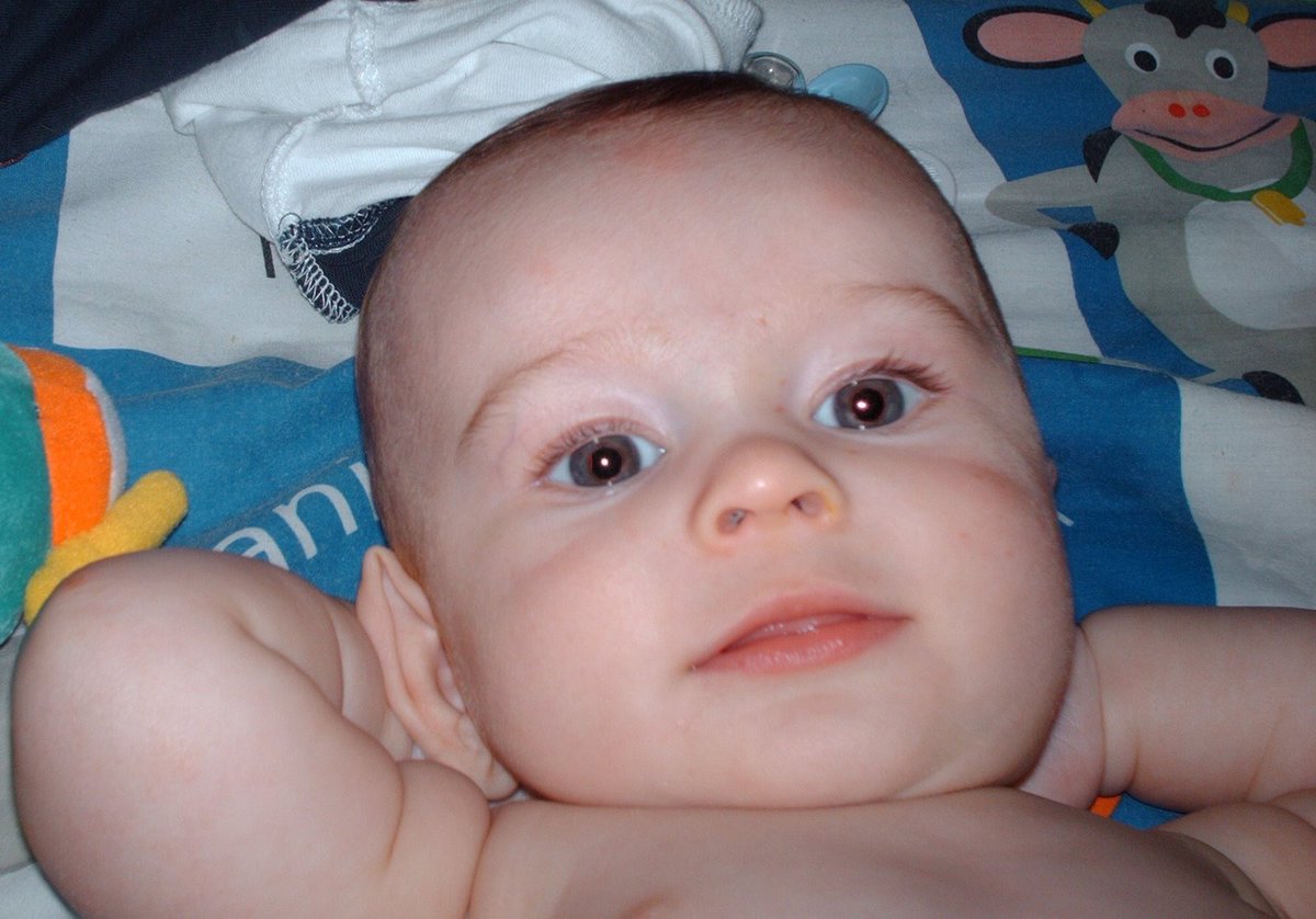 drangieldavis's tweet photo. Happy 18th birthday to Colton! We are beyond grateful and inspired by the incredible person you're becoming. You may be an official adult but you will always be our baby with sleepy arms! @WcDavis06 https://t.co/e5htnnDOfy