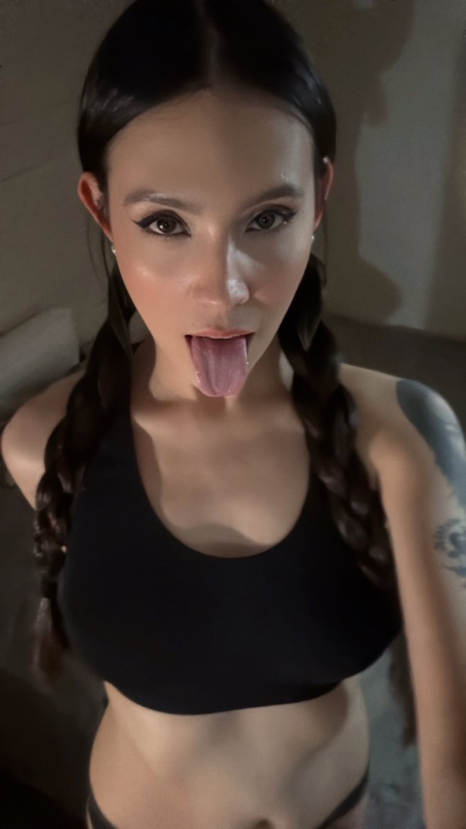 Nessav91's tweet photo. Photodump ๐ค๐๐ค๐
๐โญ๏ธ๐ฅ๐ฝ
#inkedgirls #blackink
#tattooedpeople #tattoedgirls #black #magick #bloodmoon #moonwitch #moonmagick #darknessdrawn #witchcraft #invocation #femaleenergy #occult #pagan https://t.co/f3ko0XCScC