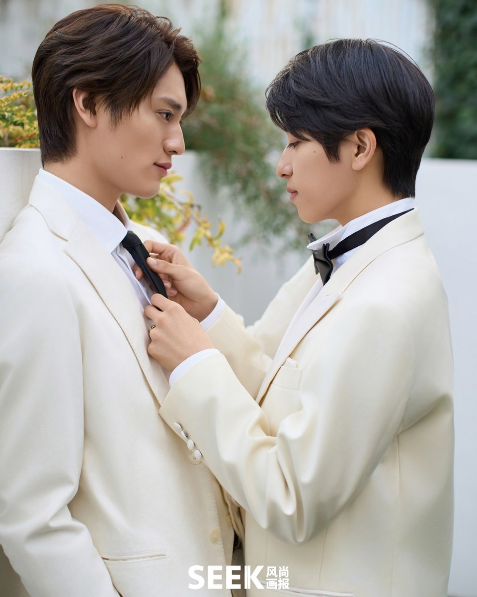 I've been staring at these photos as if my life depends on it