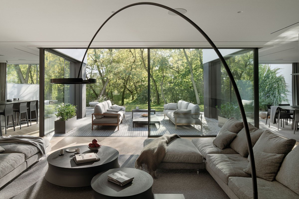 Archello's tweet image. House at the Edge of the Forest by Neostudio Architekci (@neostudioweb) blends modern living with nature’s tranquility. 
buff.ly/3ZWOf1c

#SustainableLiving #NaturalArchitecture #ForestDesign