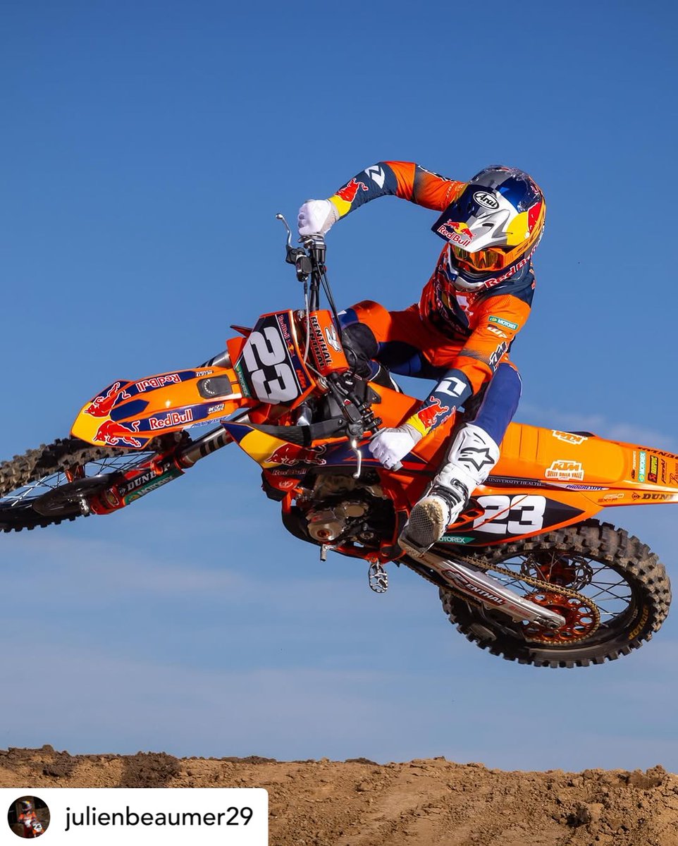 AraiAmericas's tweet photo. #Repost @julienbeaumer29 2025 👊
https://t.co/4scfyMcezV
#Arai #AraiHelmet #GlancingOff #PriorityforProtection #VXPRO4 #Supercross https://t.co/UqiRjeDNJT