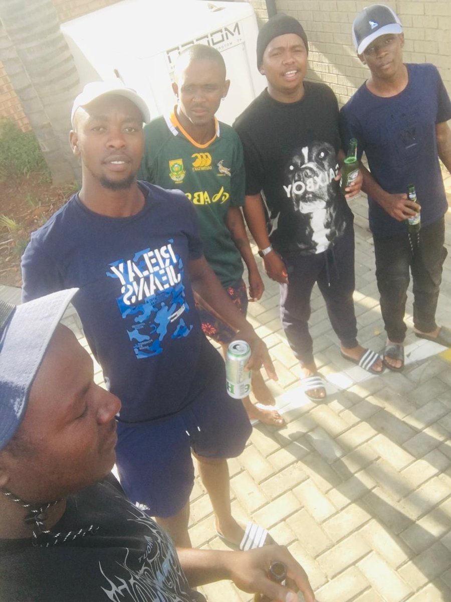 Mtlokoa99's tweet photo. Witbank got it all!!#ThanksMajita#ThandoLunye#❤💯 https://t.co/ea0pCvojo9