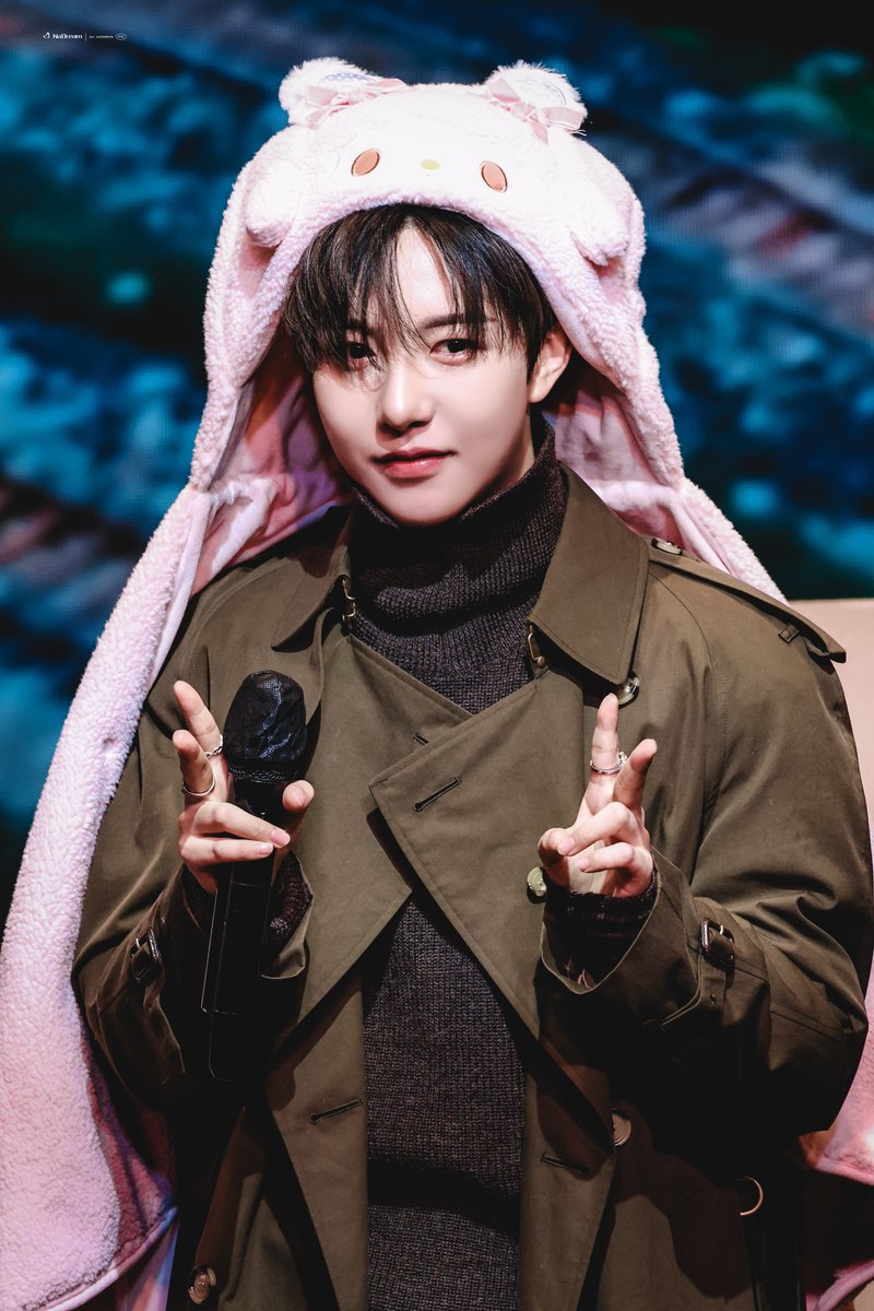 NaDream_427's tweet photo. 241227 k4 fansign

#런쥔 
#RENJUN 
#NCT #NCTDREAM https://t.co/LSBelR8qpc