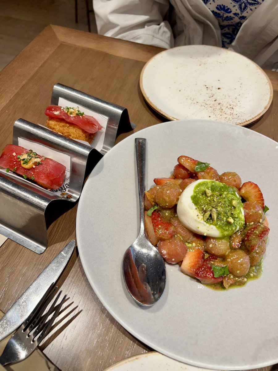 cymbeline undersow
This is today's breakfast.
##breakfast