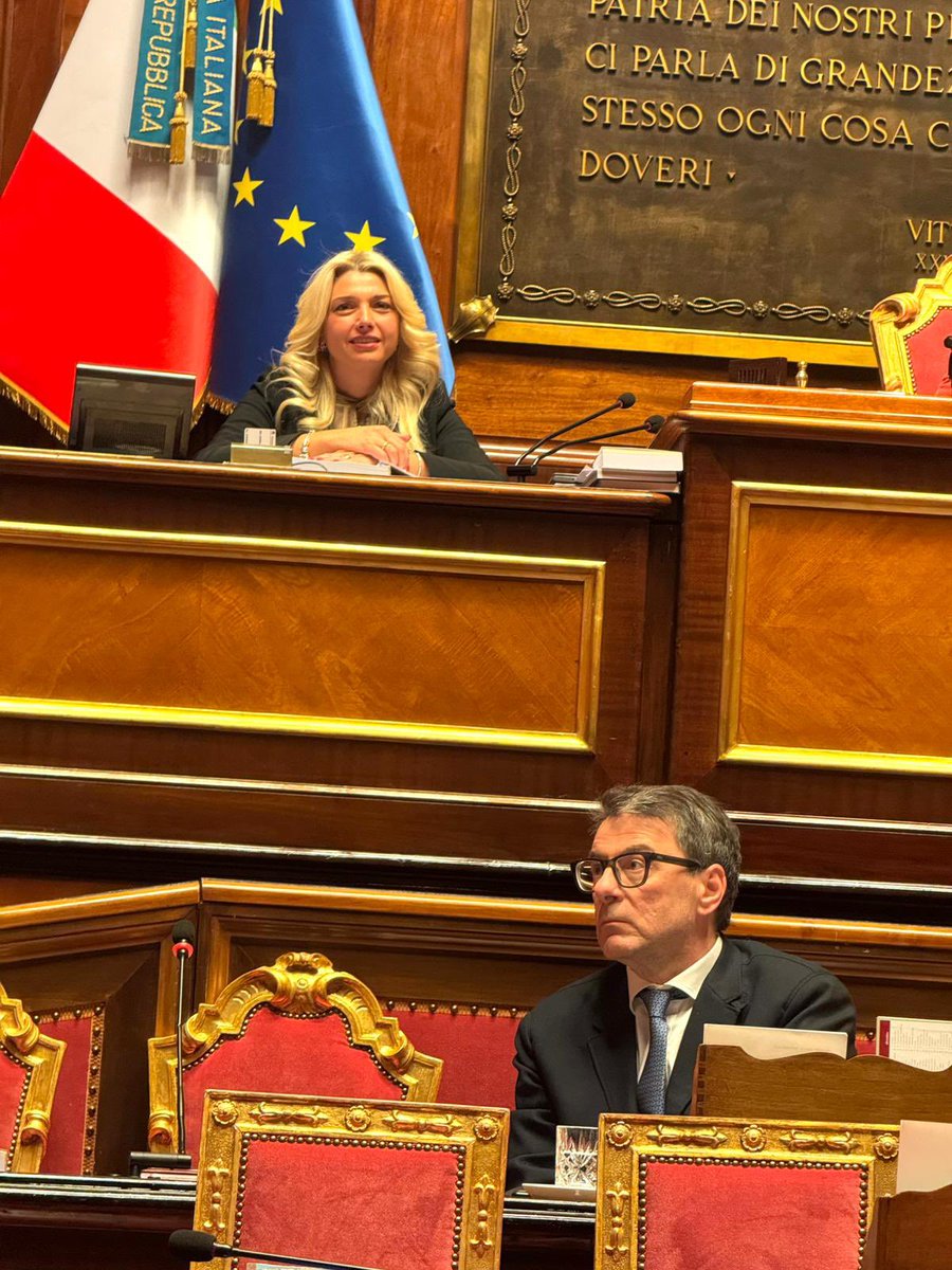 Oggi in aula al Senato la discussione generale sulla Legge di Bilancio 2025. Una manovra contro l’LSD (Lassismo, Sussidio e Debito) 

#elenamurelli #senatricemurelli #bilancio #Bilancio2024 #manovra #manovrafinanziaria #manovradibilancio #manovra2024