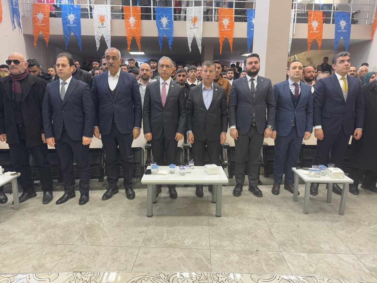 furkankucukk_'s tweet photo. 📍HİLVAN

Hilvan İlçe Gençlik Kolları 7. Olağan Kongremizi büyük bir çoşku ile  gerçekleştirdik. Yeni Seçilen İlçe Başkanımızı ve Yönetim Kurulu üyelerini tebrik ederim.

Salonumuzdan aldığımız heyecanla durmadan yolumuza devam edeceğiz.💡

@eyupkadirinan @avyusufibis @ProfDrDusak @malicevheri 
@milhamigunbegi @ikbalgulcin 
@avmehmetakgun @SEToprak_ 
@Cengizozeyran82  @akgencliksurfa