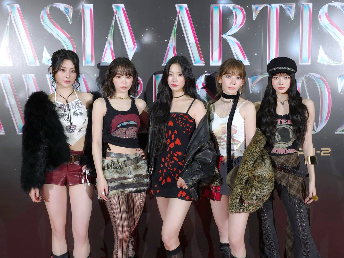 le_sserafim's tweet photo. [#오늘의르세라핌]
241227 @ 2024 ASIA ARTIST AWARDS IN BANGKOK

#LE_SSERAFIM #르세라핌 https://t.co/rMl88ZeNfH