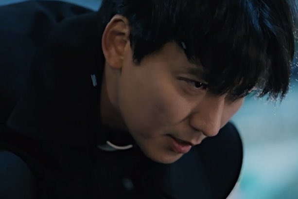 nameow_v's tweet photo. 엔딩씬 김남길 얼굴이 말안돼 https://t.co/r5E0bKuMpN