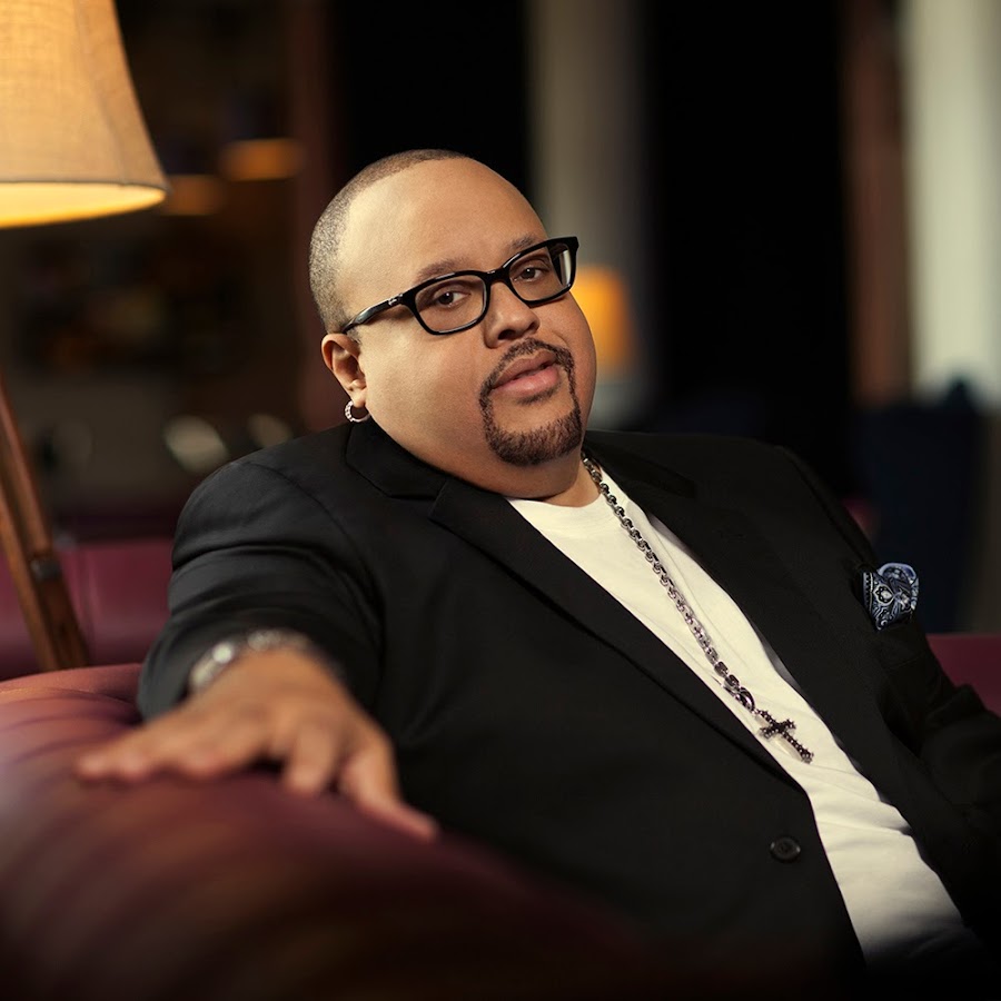 Edmond_Frost's tweet image. Happy birthday to the architect of Urban Praise &amp;amp; Worship, GRAMMY-Award winner Fred Hammond, who turns 64 today! #FredHammond #Commissioned #RadicalForChrist