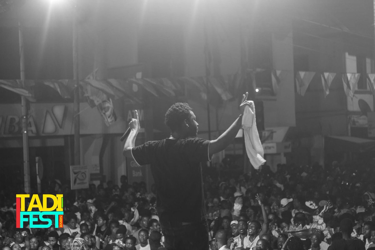 HypemanFerggy's tweet photo. What a year 2024 gave me plenty to be grateful for. 2025 heads up into the future #lifeoftheparty #hypemanferggy #tadifest β
https://t.co/ru09wIq9Lp