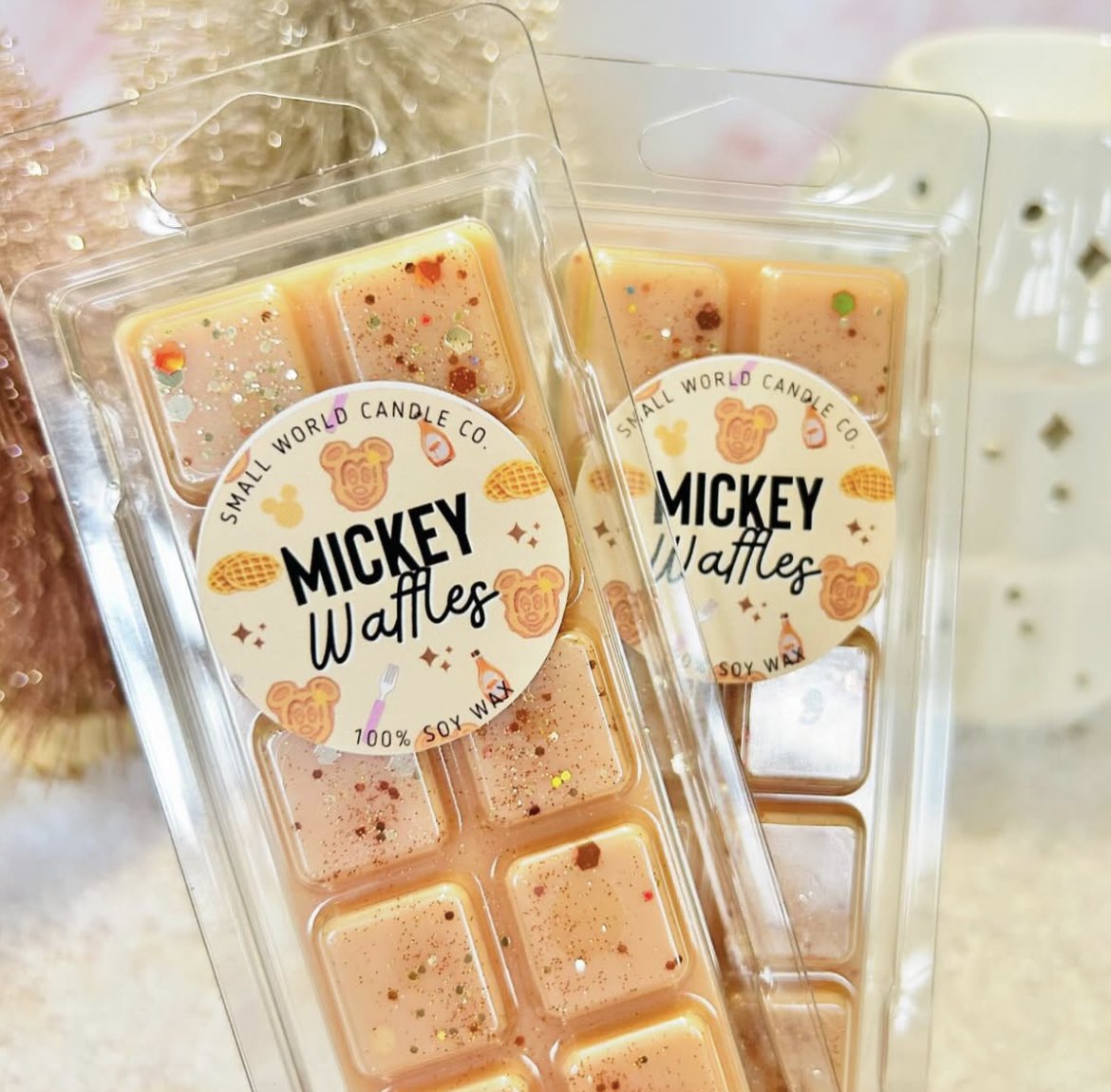smallworld_cc's tweet photo. We are back online! The shop is open and we have 20% off all remaining seasonal products ✨ #candle #waxmelt #soywax #uk #scented #gift #present #disney #inspired #handpoured #uk #etsy #diffuser #waxpot #roomspray #stickers #glasscup #reopen #seasonal #discount #sale https://t.co/QXV4NRVQ8X