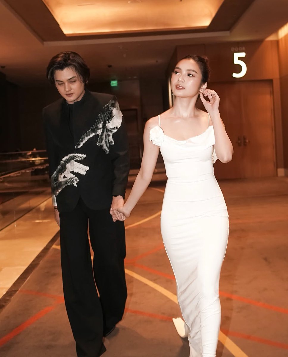 envyelora's tweet photo. #MyFutureYou is their debut film in cinemas, making it one of the top 10 entries in #MMFF50 and bagging nominations and awards. congrats team MFY! mark my word, #FranSeth will be the next big thing. 

#MMFFGabiNgParangal 
#FrancineDiaz #SethFedelin https://t.co/rZHuAJzgLy