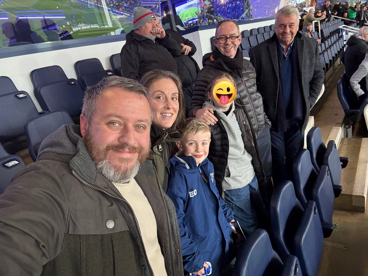 Fantastic birthday treat yesterday. Sat the corporate seats at the blues. Absolutely top class service from start to finish.  
Elliott also got his programme signed by MOTM Laird, super Kevin Francis, Gary Cook and Craig Gardner.
Thanks little sis for sorting tickets #BCFC #KRO