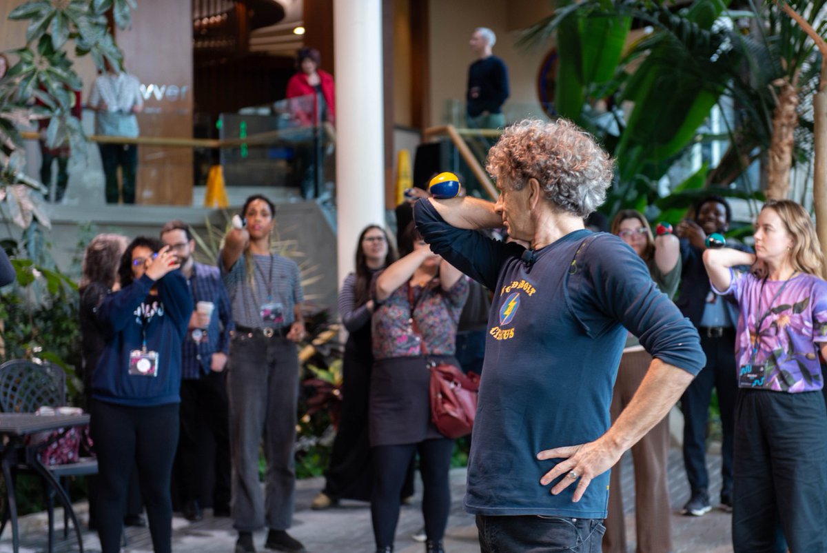 BizArtsNL's tweet image. On Day 3 of the12 Days of Creativity, we’re sharing an inspiring message from Wonderbolt's Beni Malone: "Drop the ball." 

 #12DaysOfCreativity #UncommonThreads 
photo credit Leona Rockwood Photography