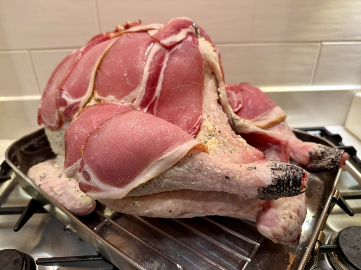 AJB (AKA Tweedie) tweet media