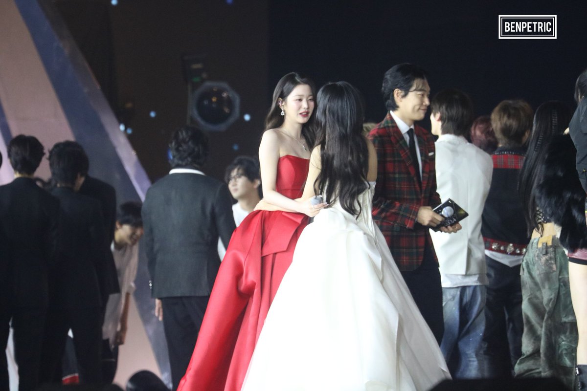 Jangjoriz is back 😭😭😭😭

#Wonyoung #JOYURI #장원영 #조유리