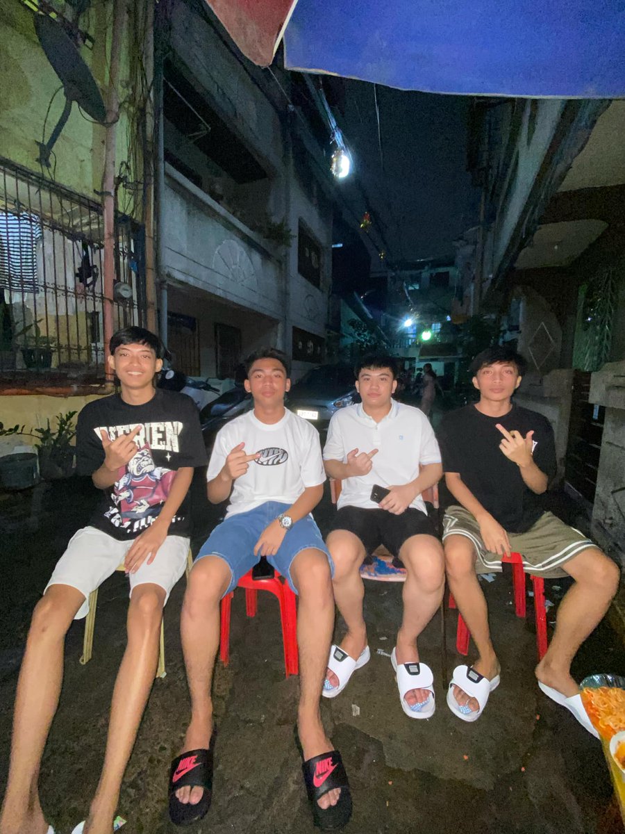 DENGS_08's tweet photo. pili ka isa tapos uwi mo na💦
@Gxus24  @fuck2sndc https://t.co/LsiWpd8hqb