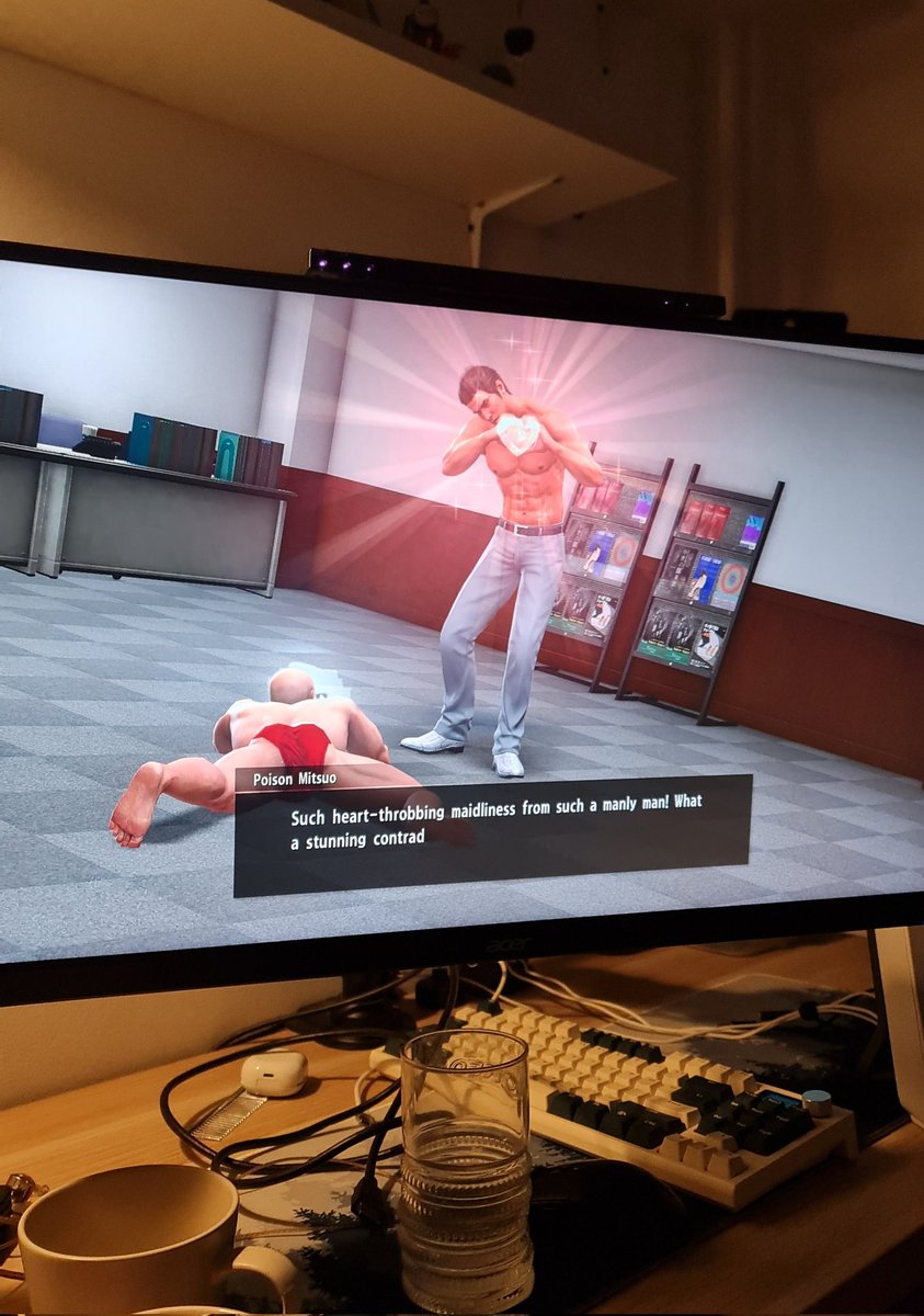 Sannyrosequartz's tweet image. Nie no coś ty Yakuza to bardzo poważna gra

Też Yakuza: