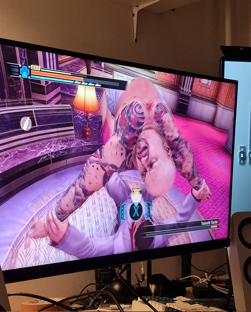 Sannyrosequartz's tweet image. Nie no coś ty Yakuza to bardzo poważna gra

Też Yakuza: