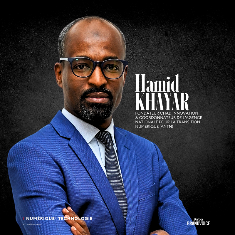Forbes_Afrique's tweet photo. 🔴 Hamid Khayar : Un Expert au Cœur de la Révolution Numérique du Tchad

🔴 Au Tchad, le dynamique Hamid Khayar Oumar Defallah est le coordonnateur de l’Agence nationale pour la transition numérique (ANTN). Fervent défenseur de l’innovation, l’ingénieur mobilise son expertise pour transformer le paysage technologique du pays. Entre projets novateurs, soutien à la jeunesse et programmes d’inclusion numérique, une révolution numérique sans précédent est en marche.

🔴 En Savoir+ : https://t.co/hNEMAFBlwn

#ForbesAfrique #BrandVoice #Tchad #Innovation #Numérique #ChadInnovation #HamidKhayar