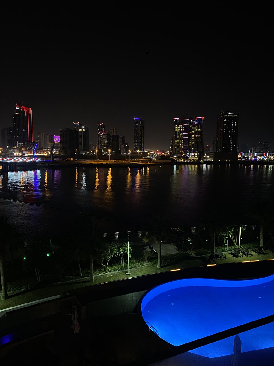 NOBSH90s's tweet photo. 6:54 pm 🇧🇭 https://t.co/i0NTjKKQwn