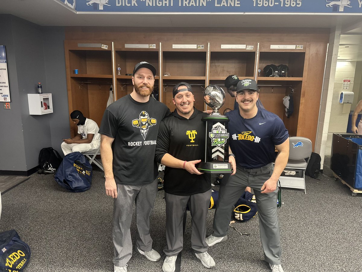 Awesome finish to the season for the Rockets, and for our Seniors. Want to thank my staff for all of their hard work, time, commitment and efforts to put our players in the best situation to succeed both on and off the field!! Could not do it without them, Go Rockets 🚀!!