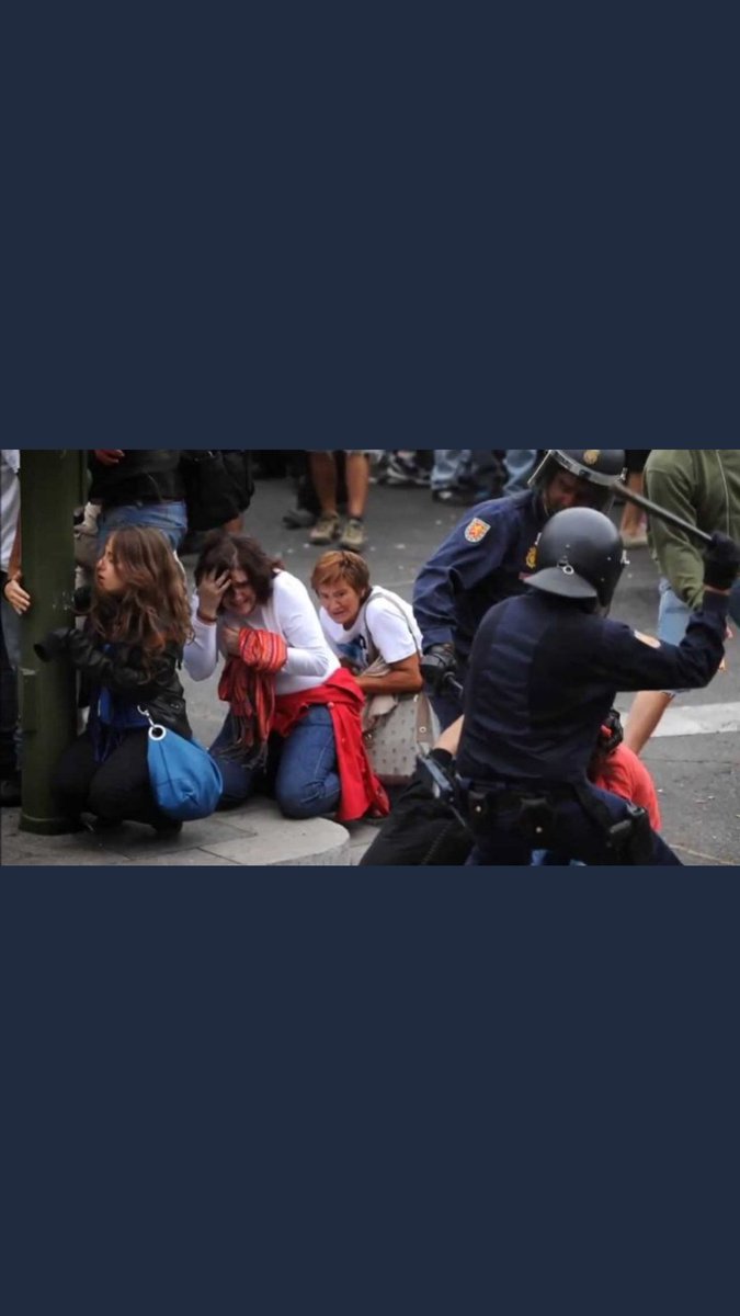 XaviAngelergues's tweet image. El govern dels qui van permetre i aplaudir això ⤵️

#FÀSTIC