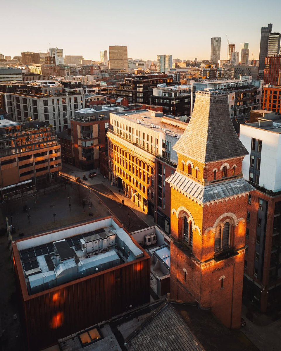 Manchester Life tweet media