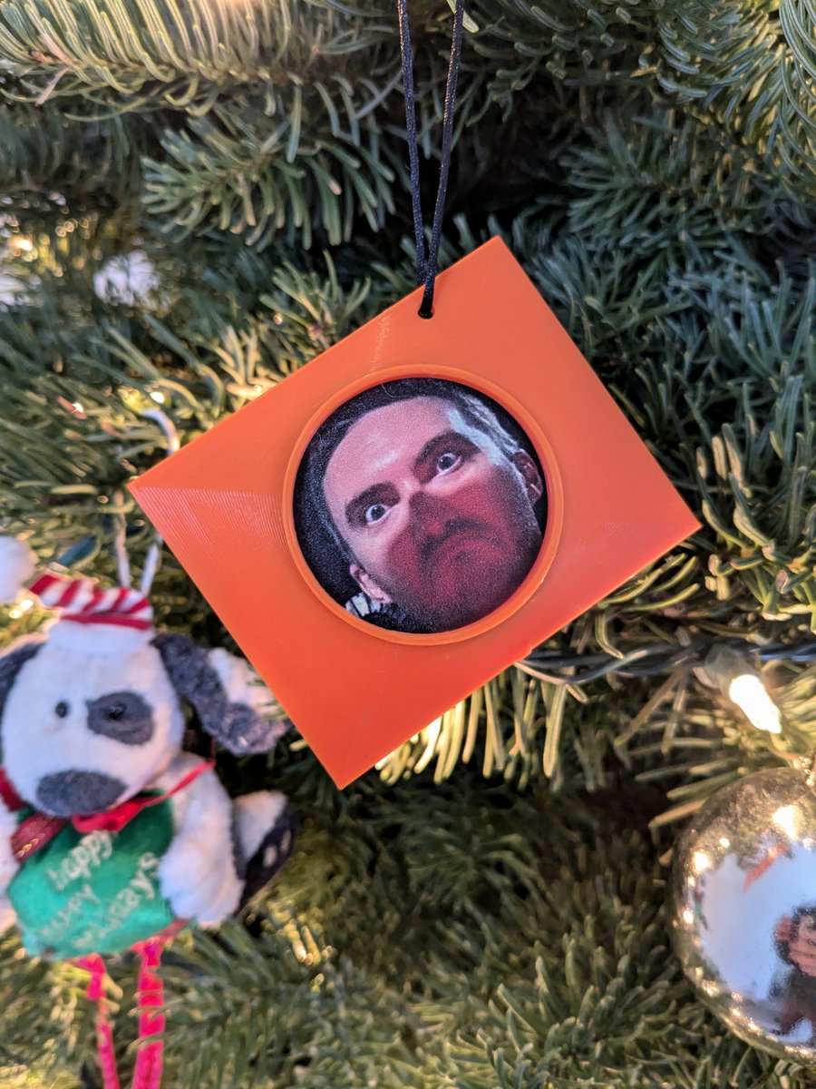 BenJustman's tweet photo. Thankfully Christmas is over and I can take down this ornament. @CryptoCloaks https://t.co/8gN8sYa3k2