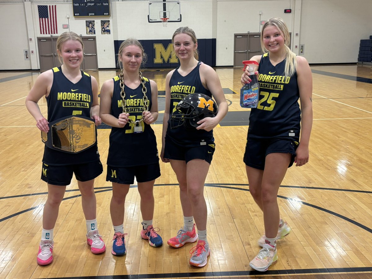 Post game award winners vs. Pendleton County 12/20: 
Player of the Game: CiCi Kump
Lockdown Defender: Seanna Heavner
Helmet Hustle: Korbin Keplinger
Glass Cleaner: Sadie Crites