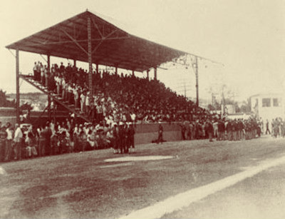 jit_digital's tweet photo. Listas las glorias de La Habana y Matanzas que rivalizarán en homenaje al aniversario 150 del primer juego de #beisbol oficialmentde registrado en #Cuba, en el mítico estadio Palmar de Junco, de Matanzas.  #BeisbolCubano https://t.co/vKn80Smgrm