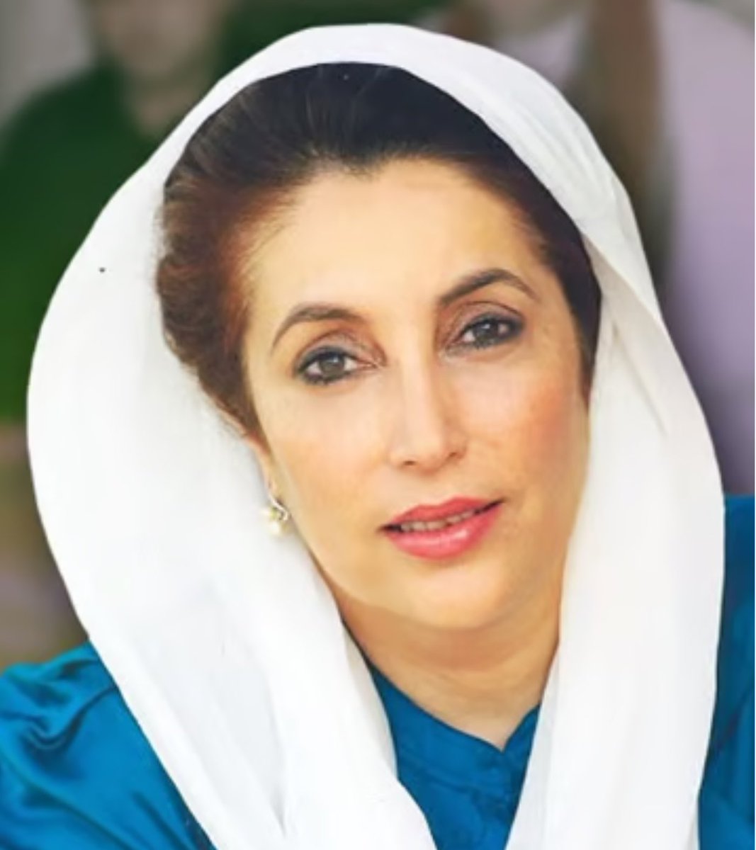 There is no one like her and there is never going to be like her. She was the name of the courage.  
 #SalaamBenazir