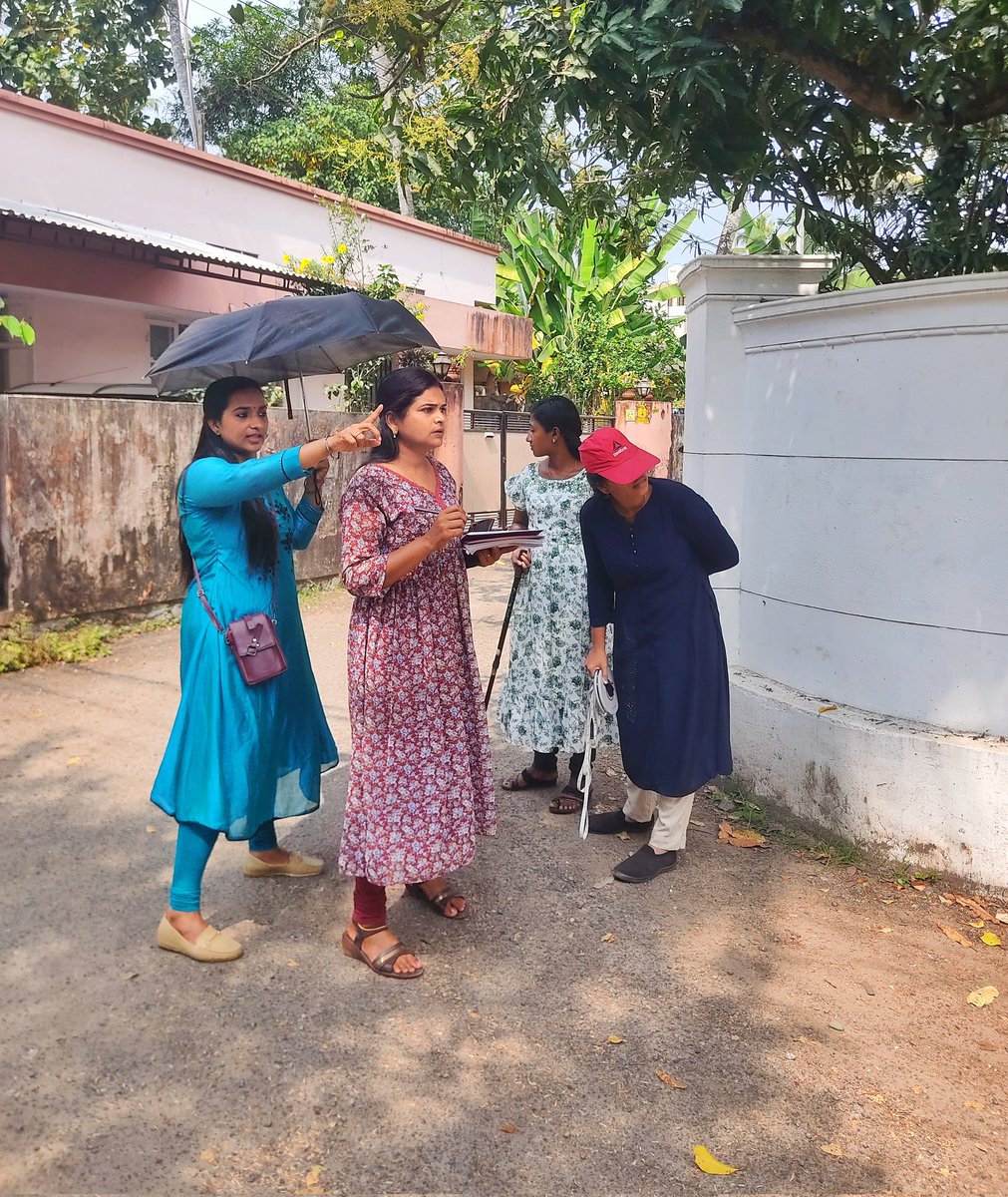 AshaNath_G_S's tweet image. പാപ്പനംകോട് വാർഡിലെ വിശ്വംഭരൻ റോഡിന്റെ ബാക്കി ഭാഗവും, വിവിധ ഇടറോഡുകളുടെയും പുനരുദ്ധാരണത്തിന് നഗരസഭ ഓണ്‌ ഫണ്ട് അനുവദിക്കണമെന്ന് ആവശ്യപ്പെട്ടതിന്റെ അടിസ്ഥാനത്തിൽ എസ്റ്റിമേറ്റ് എടുക്കുന്ന നടപടികൾ നടന്നു വരുന്നു #infrastructure #pappanamcode #development #TVMCORP #BJP4IND #tvm