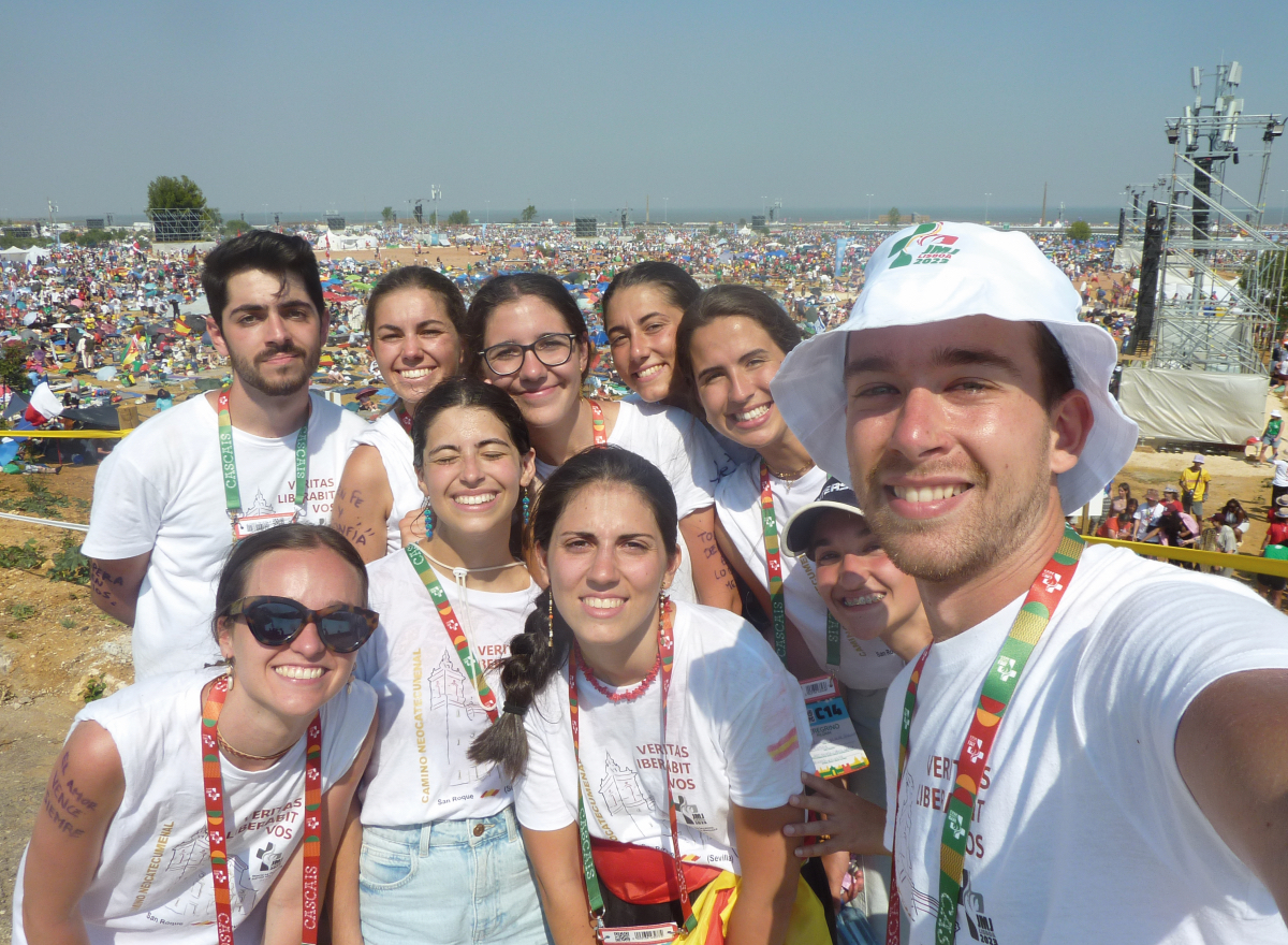 No todo está perdido, hay jovenes que dicen esto sobre la Iglesia: "La Iglesia: barca segura en mi historia de salvación". Si quieres conocer este testimonio te invitamos a visitar la web para poder acceder a la revista. (link en la biografía)