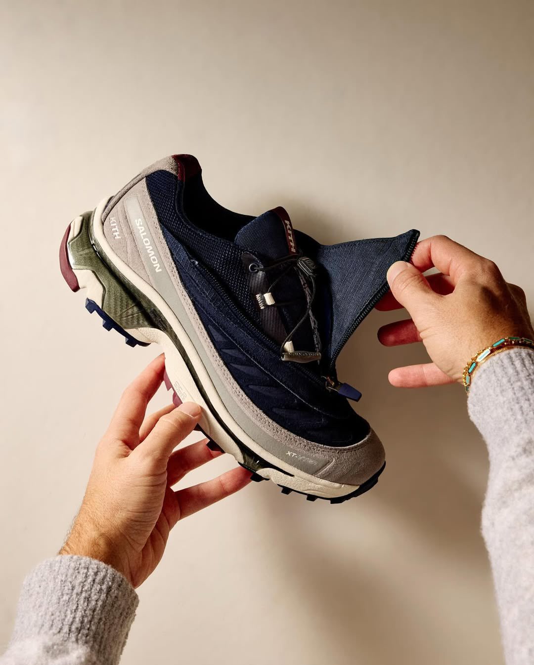 ◆コラボ商品◆SALOMON X KITH XT-VOYAGER◆正規品◆関税込◆ Kith x Salomon XT-4K XT-Voyager Holiday Collaboration