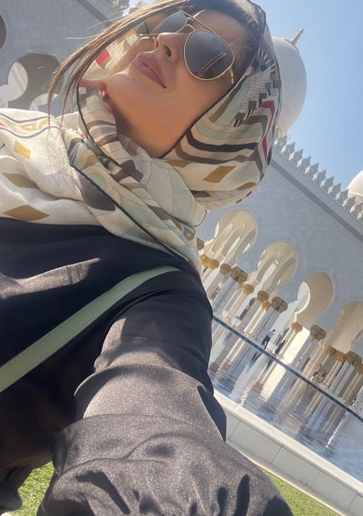 عطرالله ايامكم..🍃
بالايمان ورضي الرحمن عزوجل💕

#جمعة_مباركة #اللهم