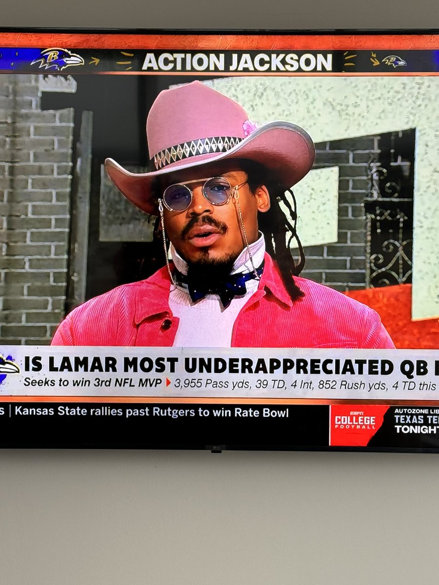 jprandolph42's tweet photo. What in the doc bullfrog? @CameronNewton @FirstTake https://t.co/QWe30INvD8
