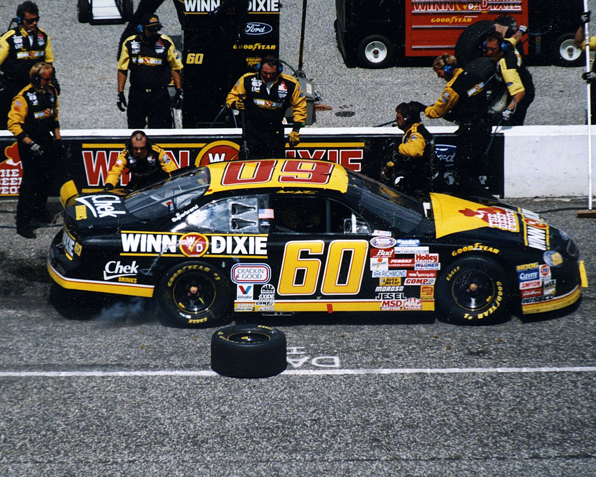 birdman3417's tweet photo. @NASCARClassics @NASCAR_Xfinity @NASCAR Since I worked for Winn Dixie I'm very fond of this paint scheme! The car got its number from the Big 60 pack of cookies too! https://t.co/7RXO1lpLDh