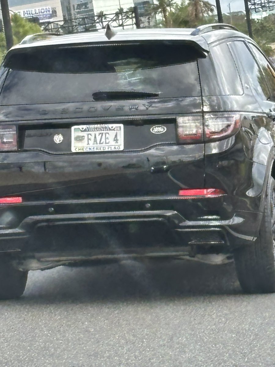 Jacob ( 𝙏𝙝𝙧𝙚𝙚 ). tweet media