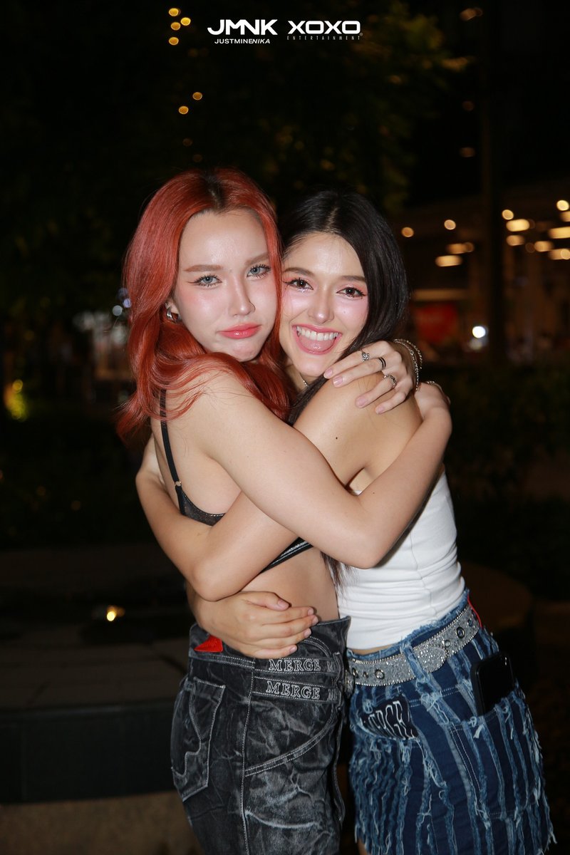 XOXOofficialTH's tweet photo. [ Photoset ] JustmineNika at “SUNSET HOUR” ( 27.12.2024) 

📍 S-OASIS

#JMNK  #JustmineNika 
#SOASIS 
#CoronaThisIsLiving
#XOXOentertainment 
#Tpop https://t.co/tjrbqzETNM